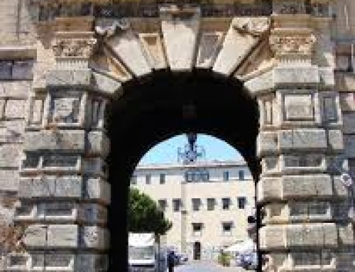 Porta dei Greci (Eng)